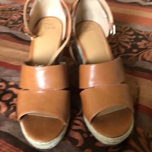 Time & Tru wedges size 11